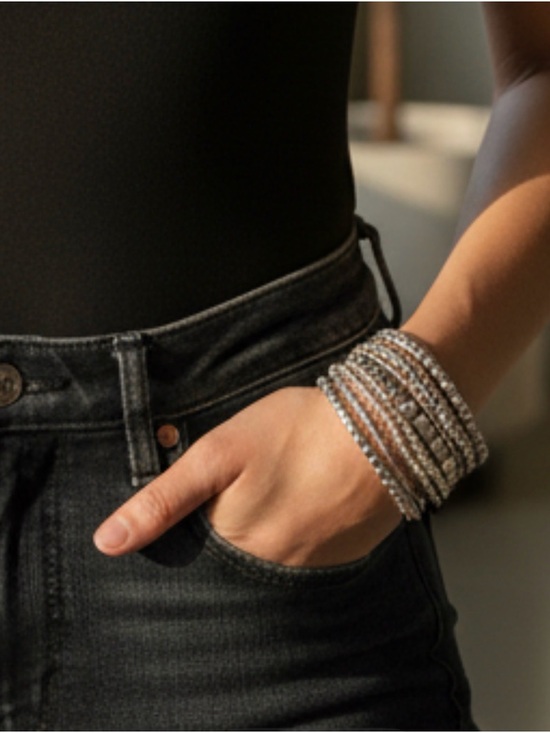 Jewelry - 11 bracelets bundled